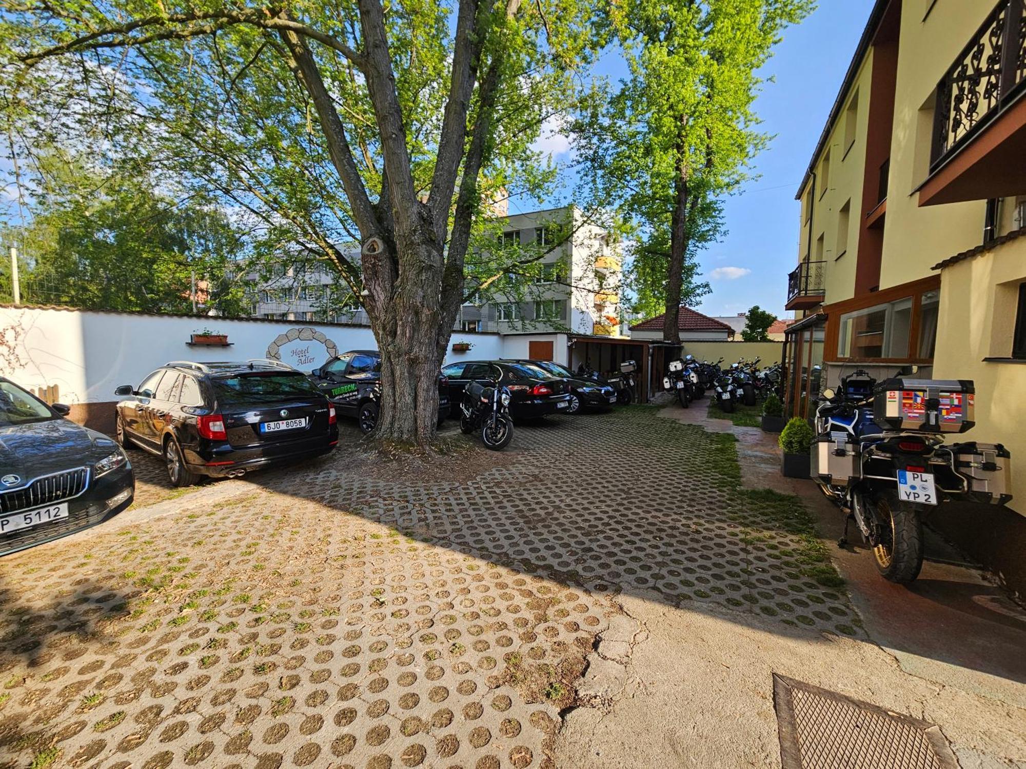 Hotel Adler Ceske Budejovice Exterior photo