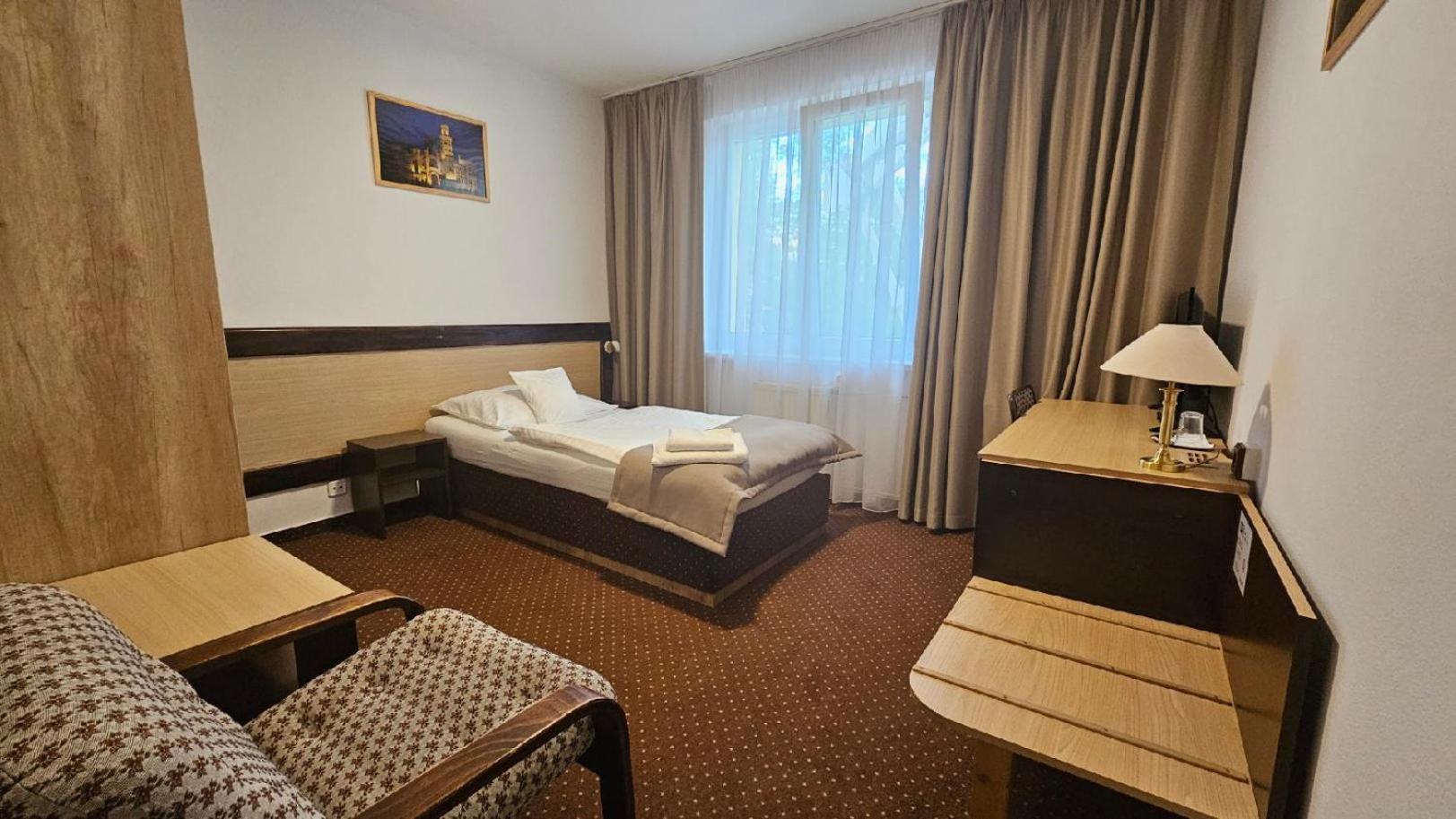 Hotel Adler Ceske Budejovice Exterior photo